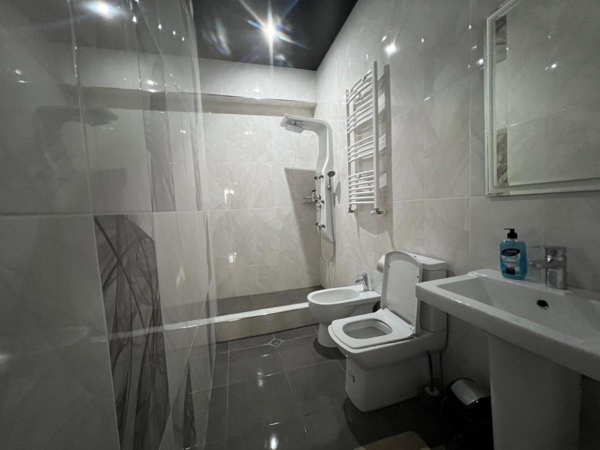 Cosy Apartment In The City Centre تبليسي المظهر الخارجي الصورة
